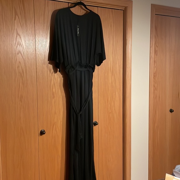 NWT Black jumpsuit size large. From Baltic Born. Tag says Dress Day. - Picture 5 of 6